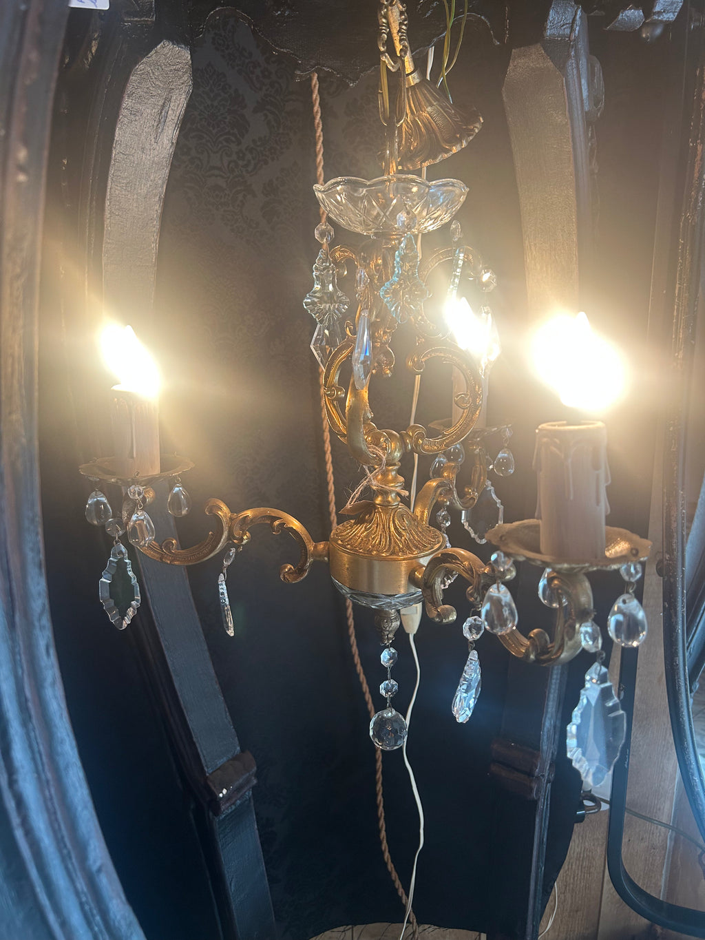 Lustre à trois lumières