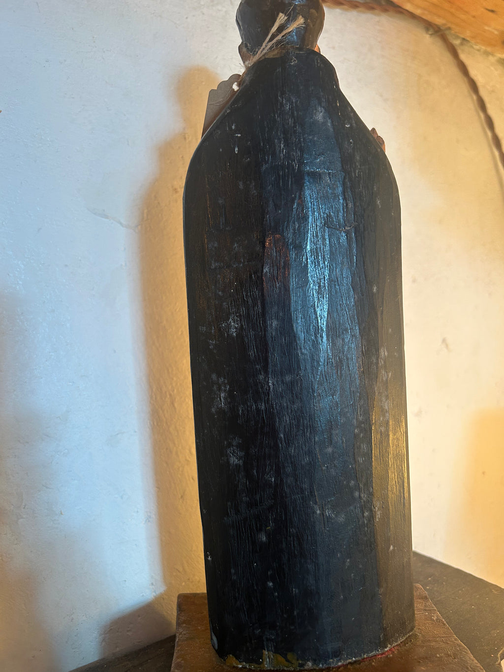 Statuette en bois d'un moine
