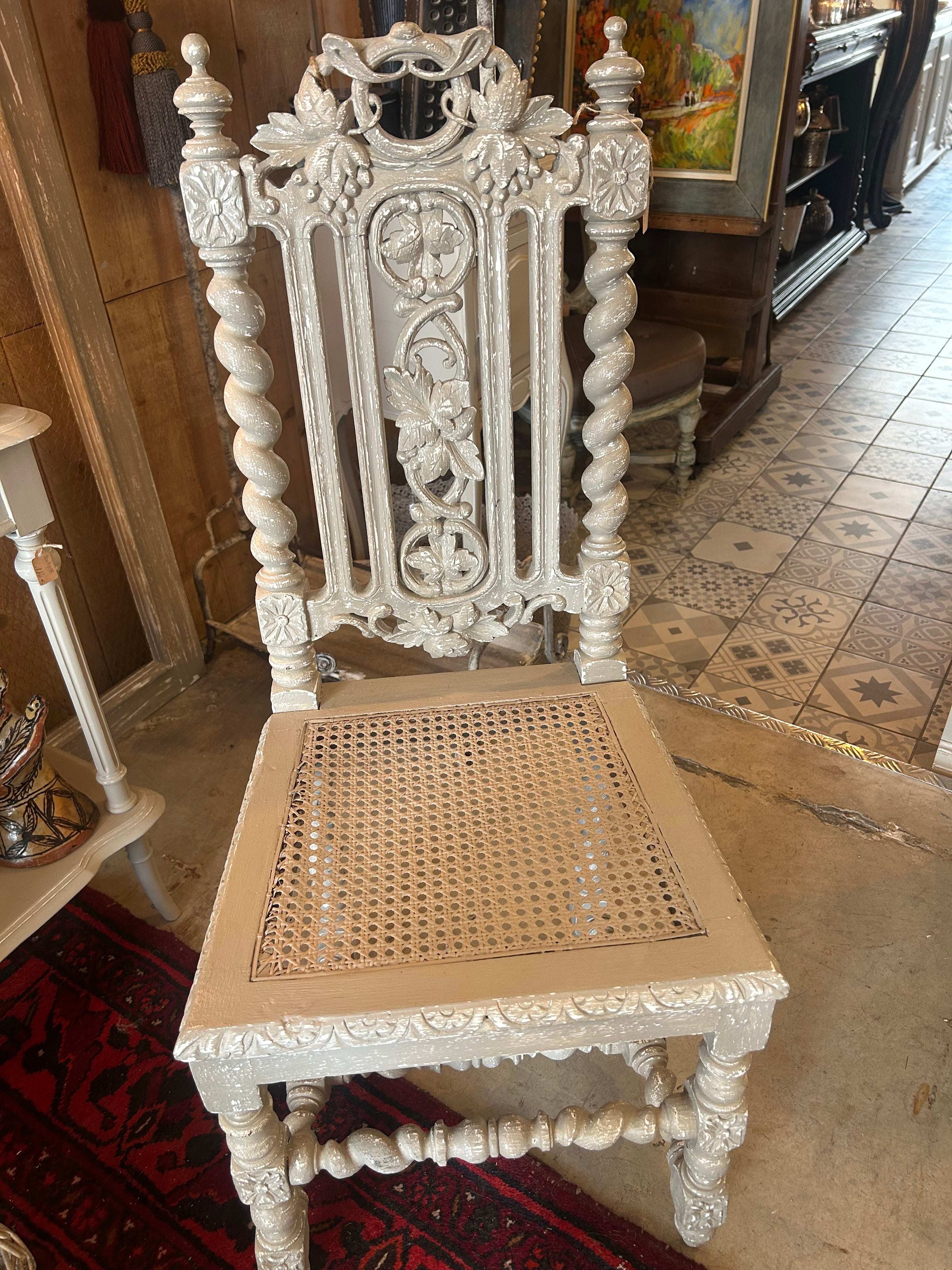 Chaise néo-renaissance style Henri II patinée