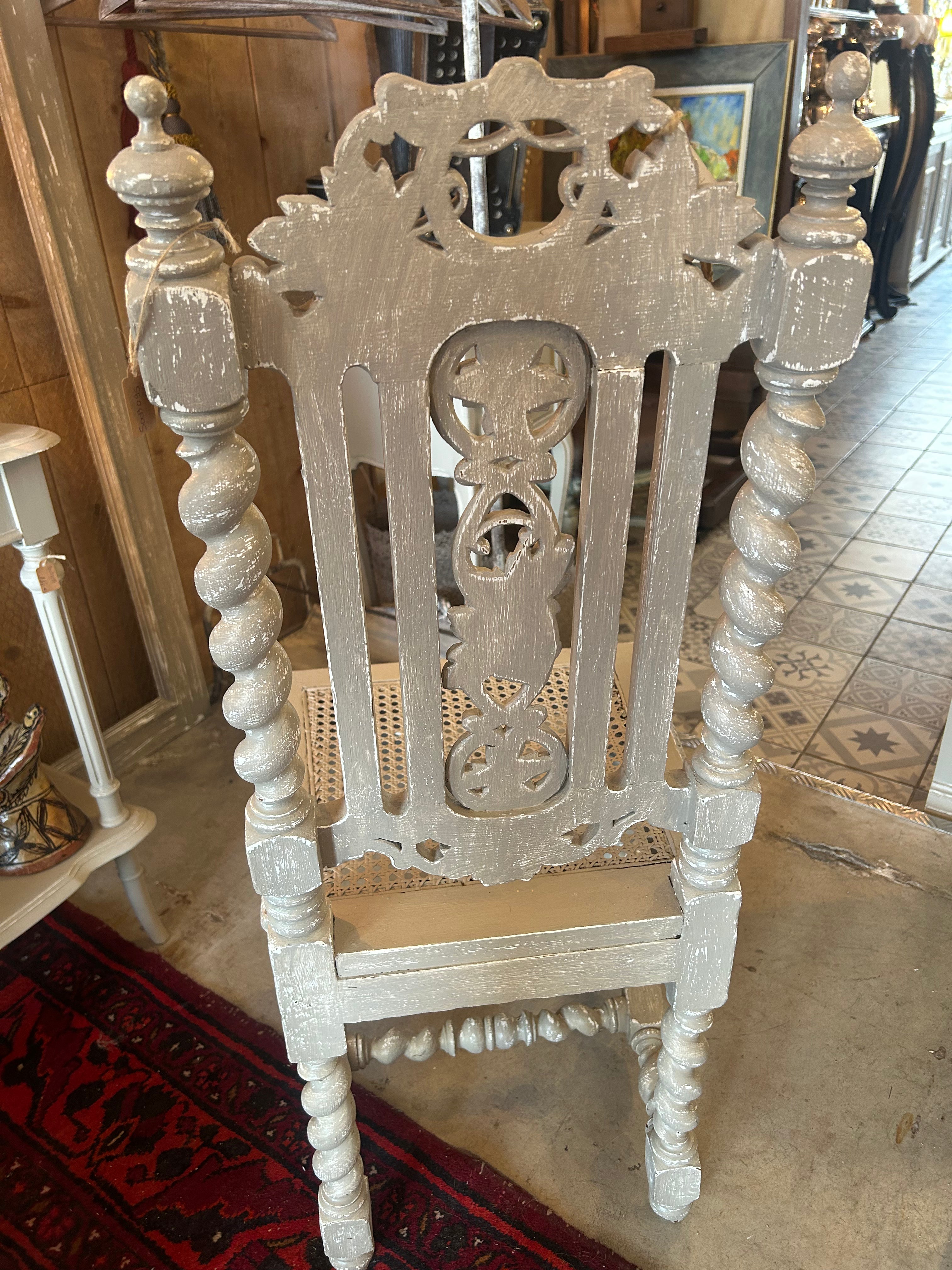 Chaise néo-renaissance style Henri II patinée