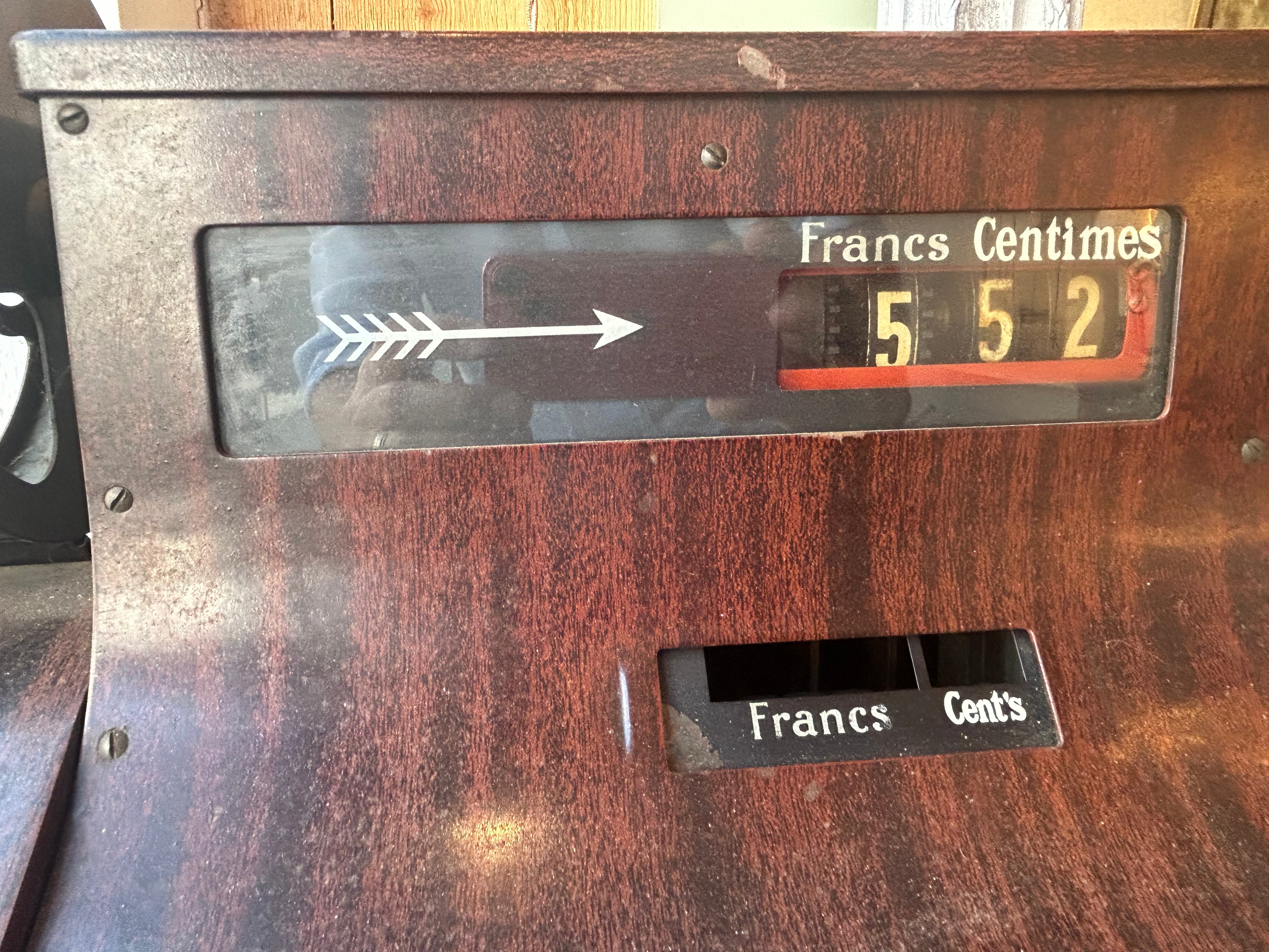 ancienne caisse enregistreuse
