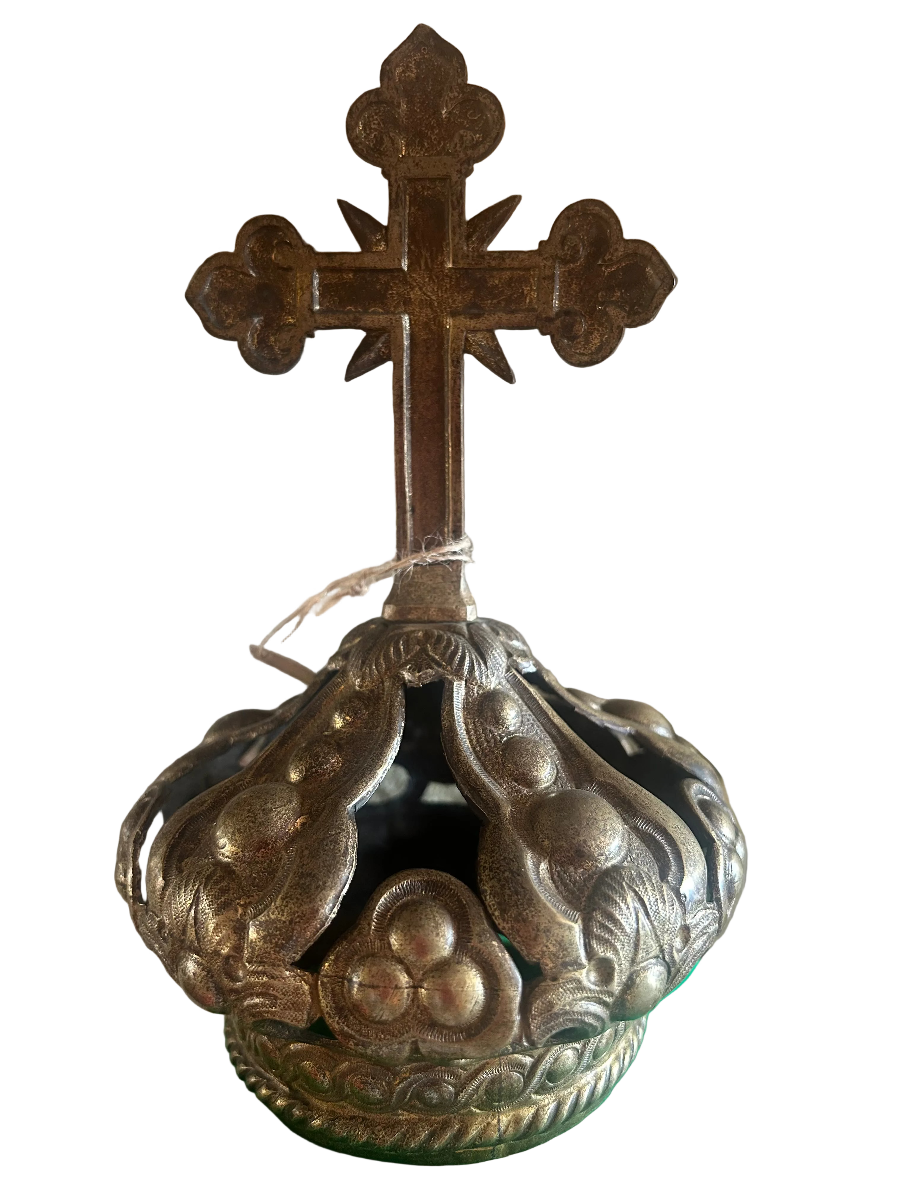 couronne de statuette église